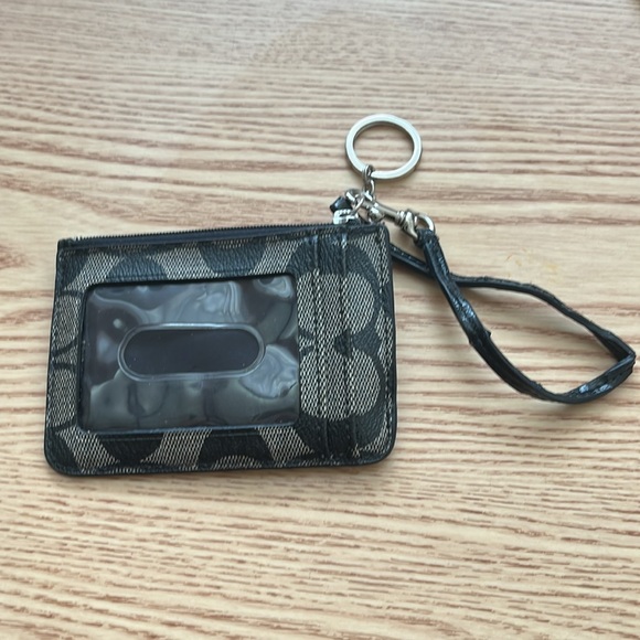 Coach Key and Credit Card Holder - Classic Peyton Print - Picture 2 of 11